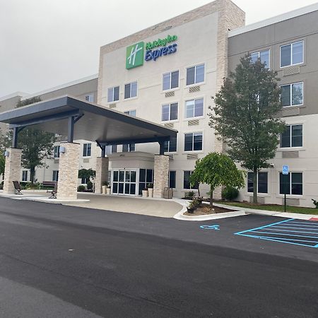 Holiday Inn Express Wixom By Ihg Buitenkant foto