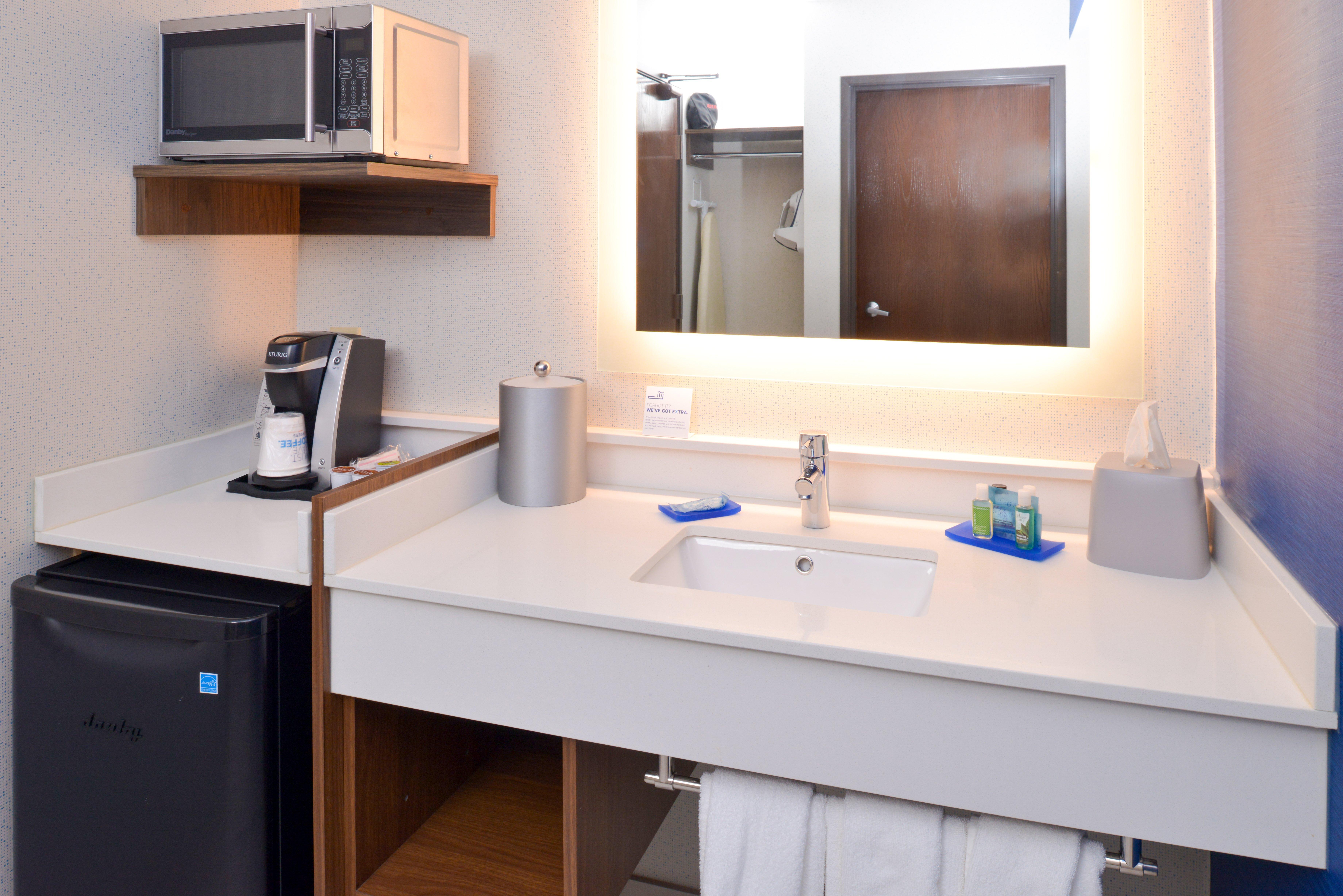 Holiday Inn Express Wixom By Ihg Buitenkant foto