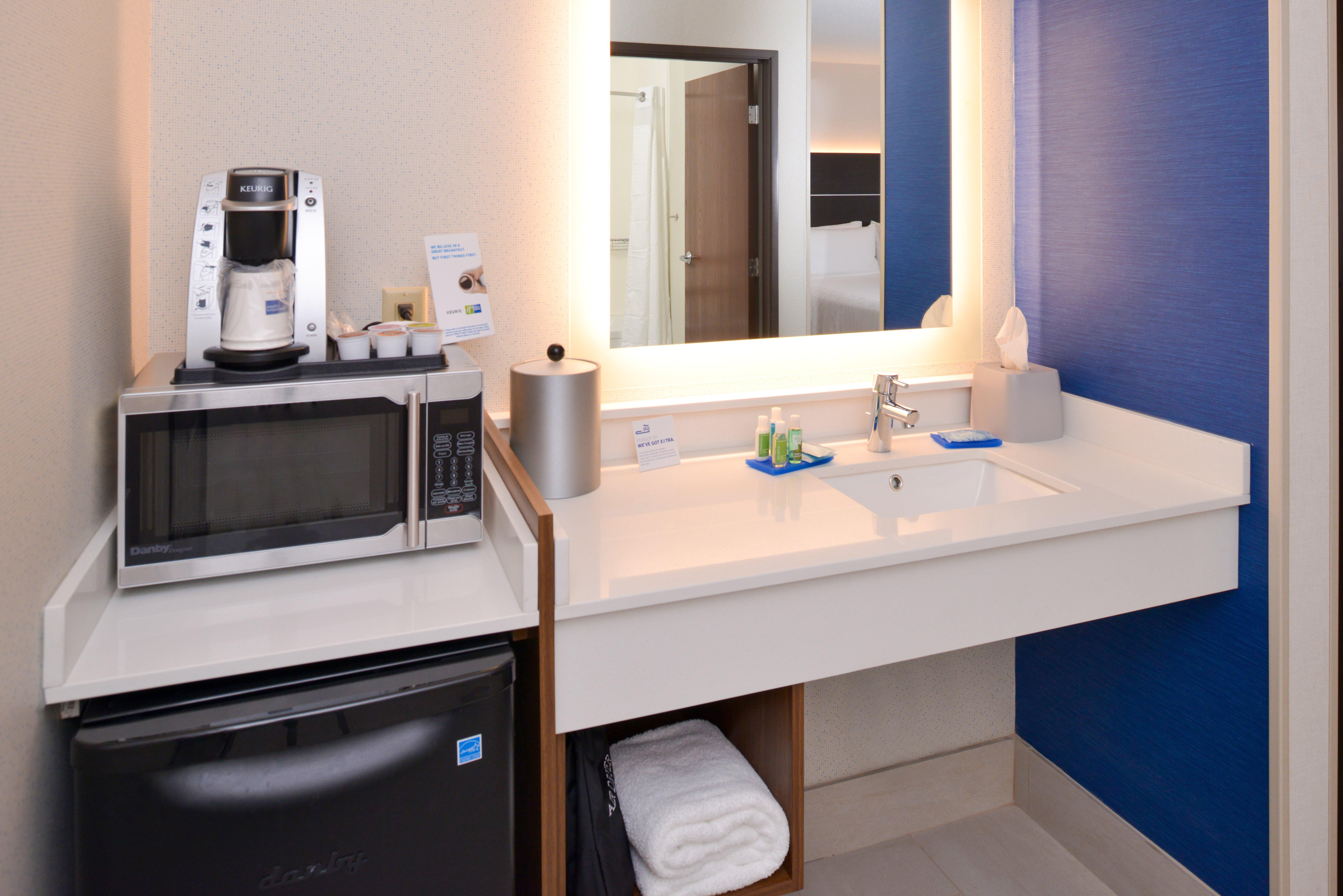 Holiday Inn Express Wixom By Ihg Buitenkant foto