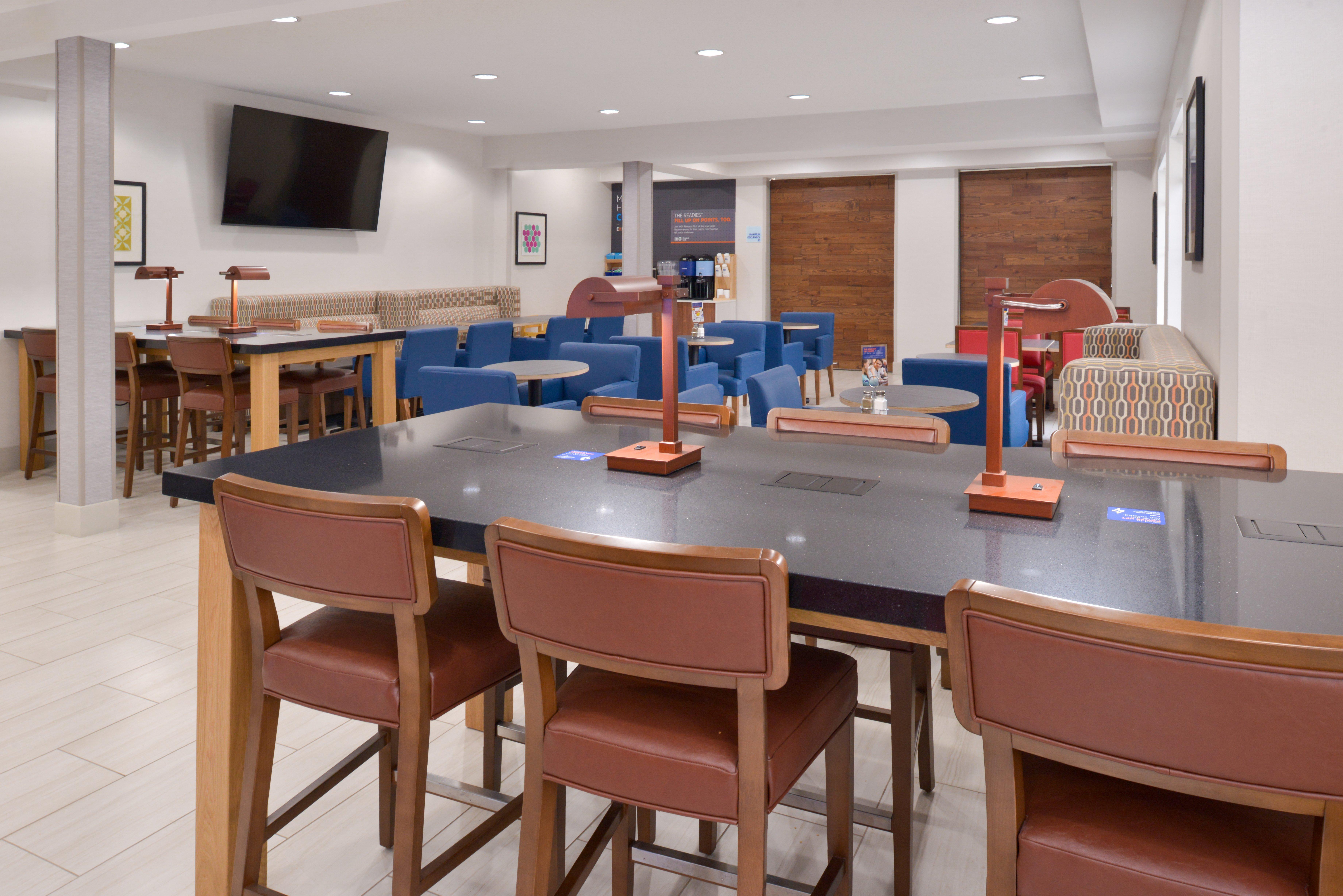 Holiday Inn Express Wixom By Ihg Buitenkant foto