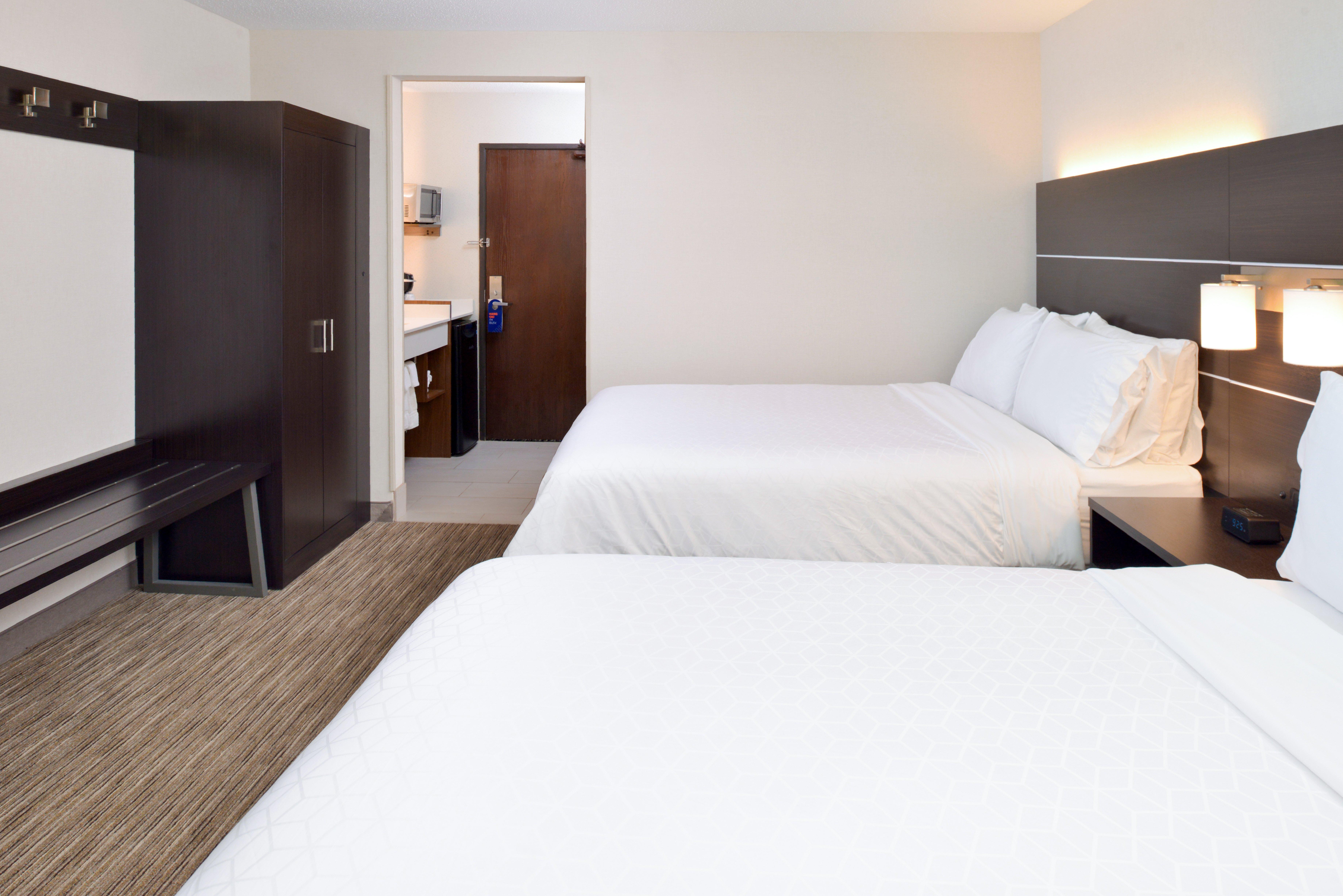 Holiday Inn Express Wixom By Ihg Buitenkant foto