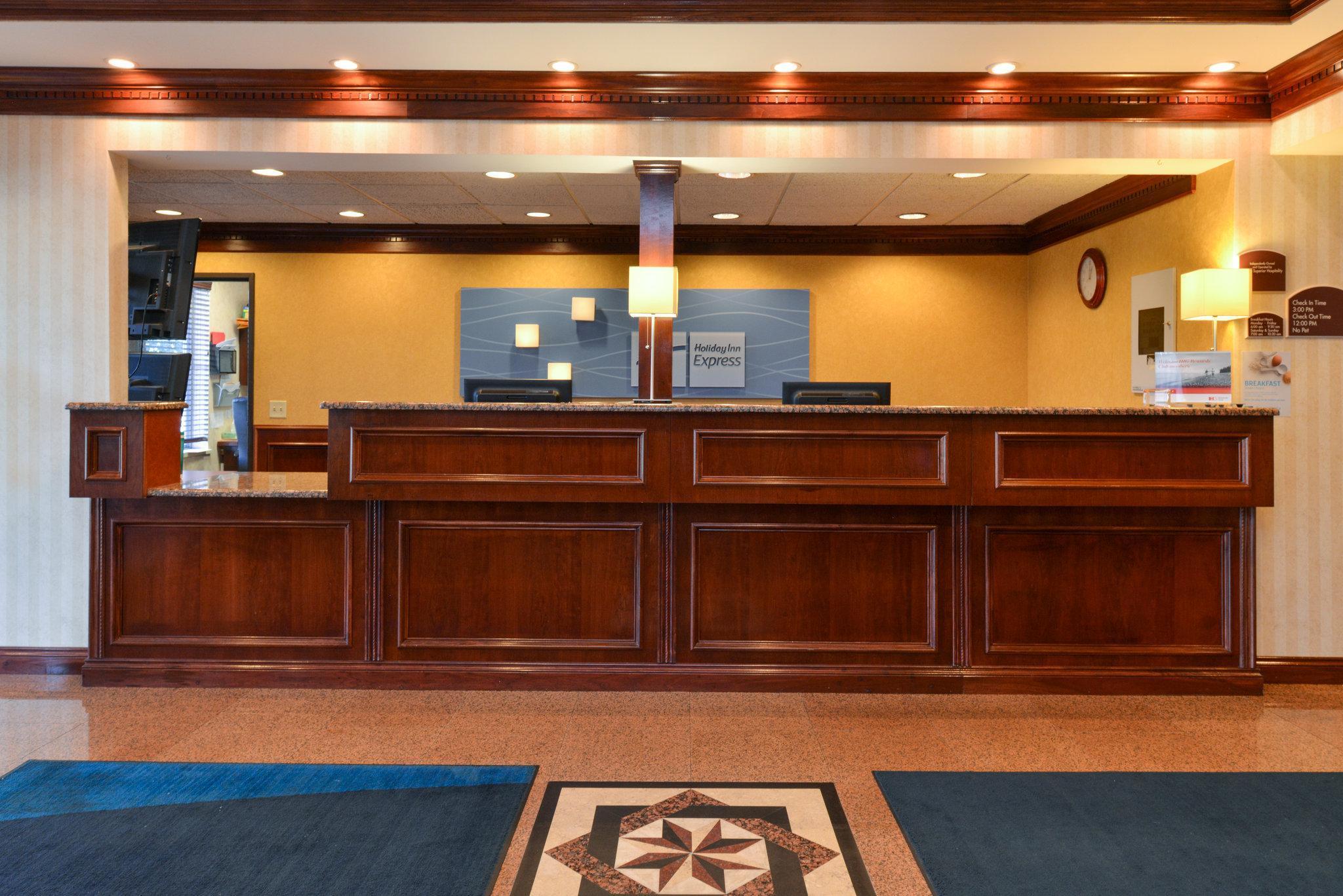 Holiday Inn Express Wixom By Ihg Buitenkant foto