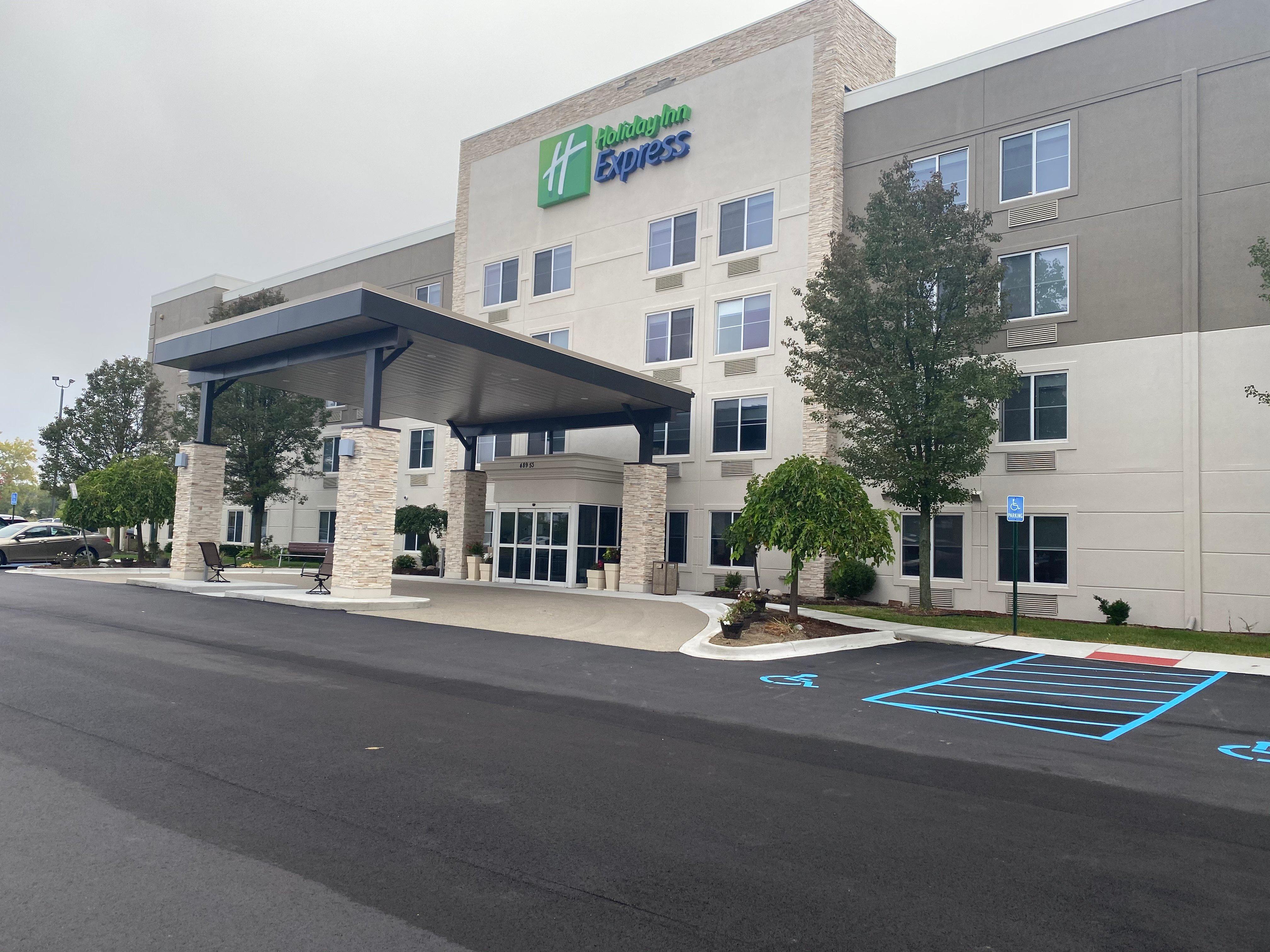 Holiday Inn Express Wixom By Ihg Buitenkant foto