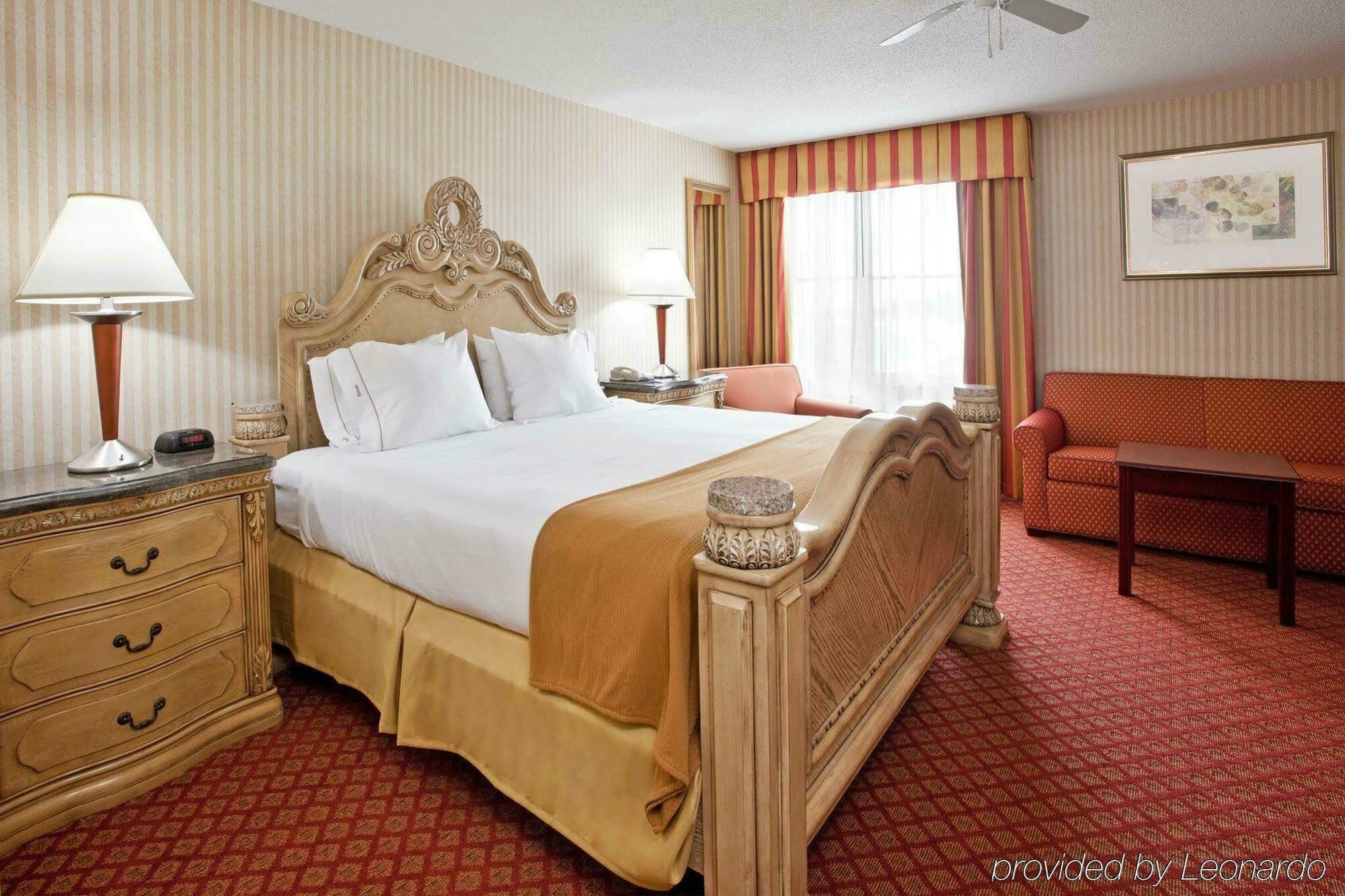Holiday Inn Express Wixom By Ihg Buitenkant foto